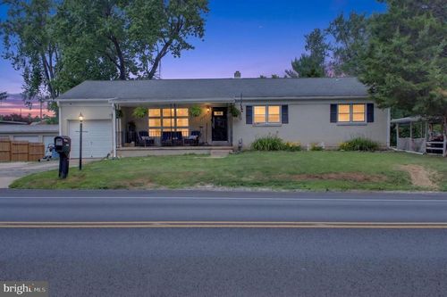 2095 Church Rd, YORK, PA, 17408-4011 | Card Image