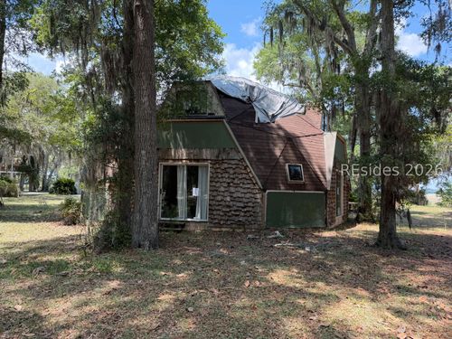 38 Escamacu Cir, Saint Helena Island, SC, 29920-3204 | Card Image