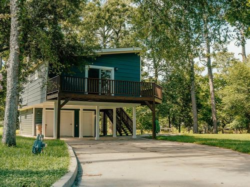 1115 Magnolia Terrace Circle, Dickinson, TX, 77539 | Card Image
