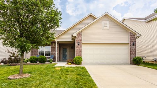 17183 Petersfield Ln, Westfield, IN, 46074-3342 | Card Image