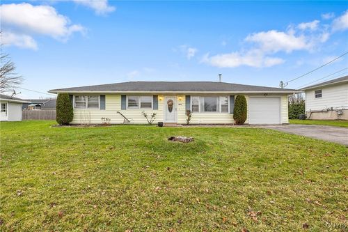 7872 Beaver Ln, Bridgeport, NY, 13030-9410 | Card Image