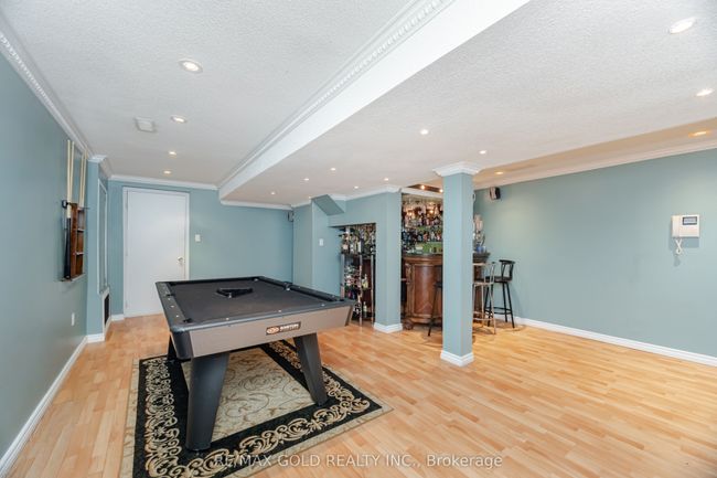 5 Summershade St, House other with 7 bedrooms, 5 bathrooms and 4 parking in Brampton ON | Image 20