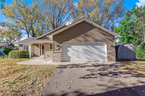 8462 Larch St Nw, Coon Rapids, MN, 55433-6058 | Card Image