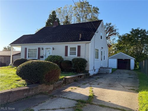 1516 Milford Street Ne, Canton, OH, 44714 | Card Image