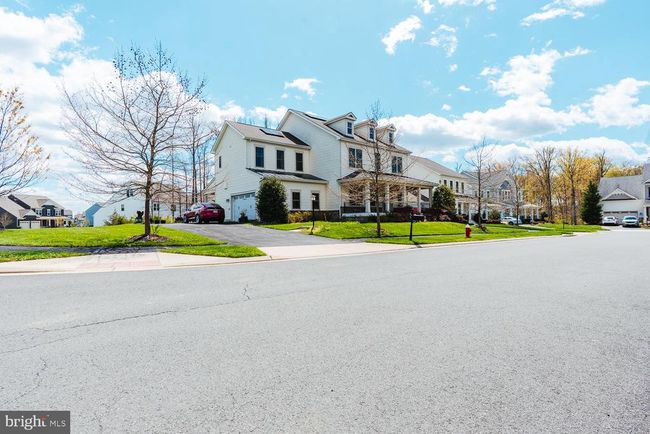24814 Barrington Grove Ct, House other with 5 bedrooms, 5 bathrooms and null parking in Aldie VA | Image 23
