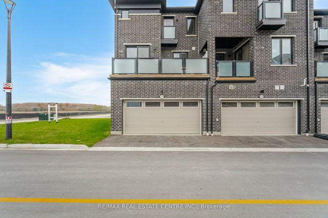 3370 Promenade Thunderbird, House attached with 4 bedrooms, 4 bathrooms and 1 parking in Pickering ON | Image 40