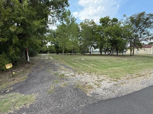 751 Nw 1st St, Cooper, TX, 75432-1101 | Card Image