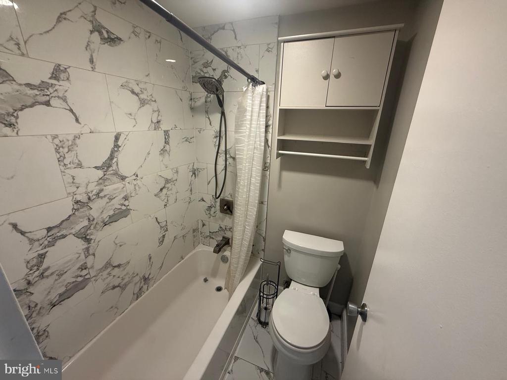 Residential Lease in ARLINGTON