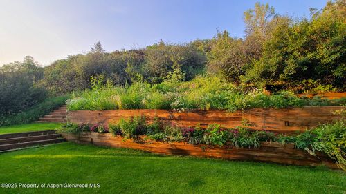 137 Ridge Rd, Aspen, CO, 81612 | Card Image