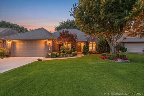 2312 S Kalanchoe Ave, Broken Arrow, OK, 74012-0934 | Card Image
