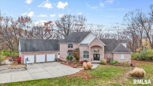 13599 Woodland Dr, Athens, IL, 62613-7664 | Card Image