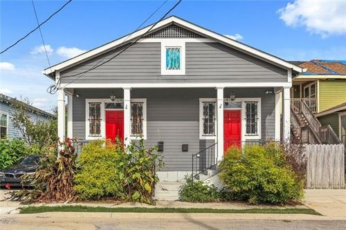 4107 Clara St, New Orleans, LA, 70115-6809 | Card Image