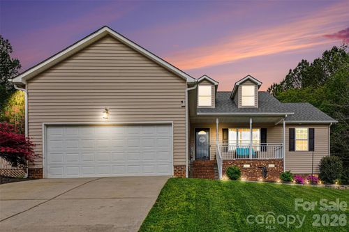 325 Eagle Creek Rd, Clover, SC, 29710-1648 | Card Image
