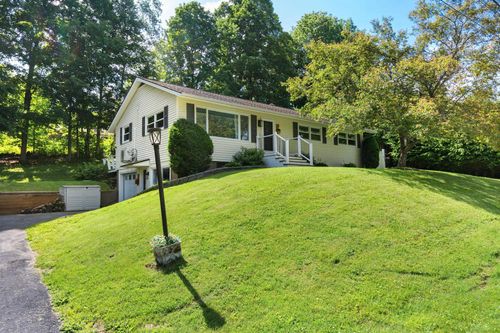 21 Woodland Dr, Barre, VT, 05641-3315 | Card Image
