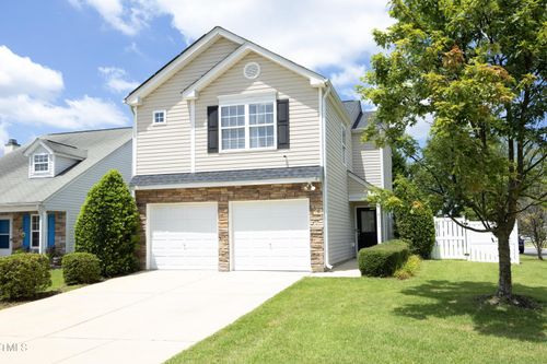 8117 Bright Oak Trl, Raleigh, NC, 27616-8312 | Card Image