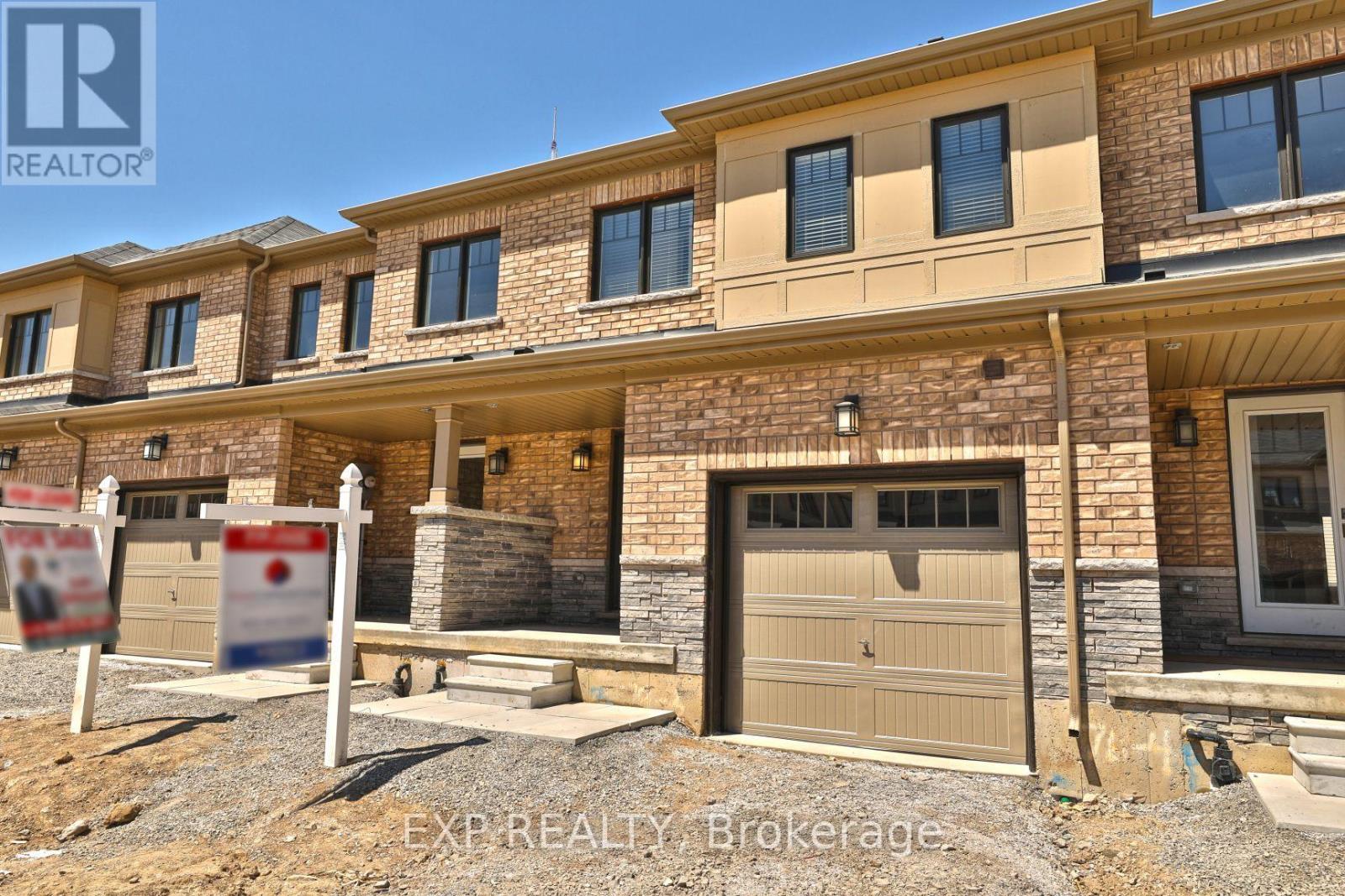 Residential Lease in Hamilton (Stoney Creek)
