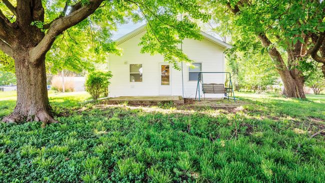 24410 N 1750 East Rd, House other with 2 bedrooms, 1 bathrooms and 4 parking in Hudson IL | Image 25