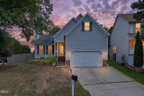 8016 Criswell Cres, Raleigh, NC, 27615-8089 | Card Image