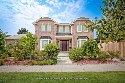 2 Kirkland Crt, Richmond Hill, ON, L4C9J1 | Card Image