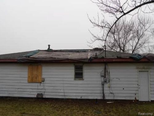 757 N Pike Rd, Benton Harbor, MI, 49022-7934 | Card Image