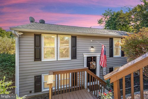 2 Prospect St, High Bridge, NJ, 08829-2007 | Card Image