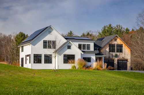 67 Bear Creek Rd, Richmond, VT, 05477-8907 | Card Image