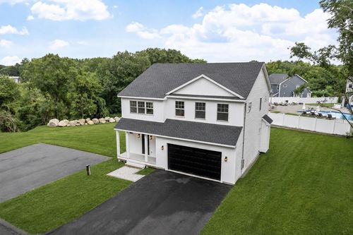 5 Manson Rd, Swampscott, MA, 01907-9000 | Card Image