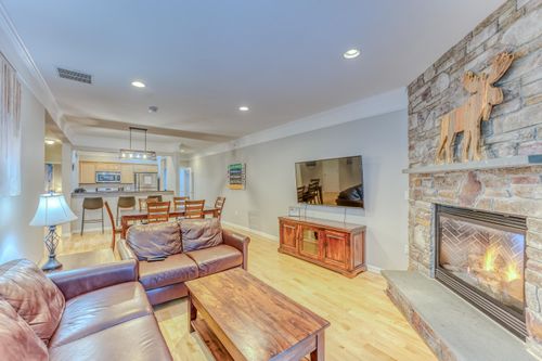 7-8 Twin Tip Ter, Lincoln, NH, 03251 | Card Image