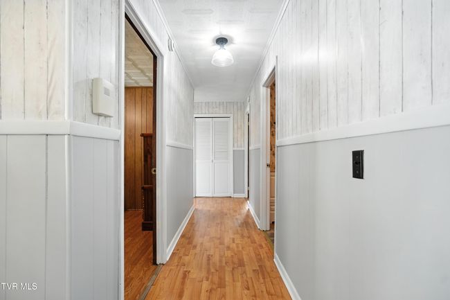 1710 Shawnee Ave E, House other with 4 bedrooms, 2 bathrooms and null parking in Big Stone Gap VA | Image 25