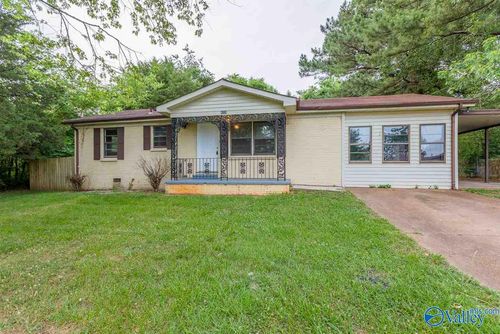 4328 Barry St Nw, Huntsville, AL, 35810-1958 | Card Image