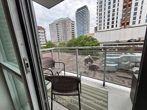 410-68 Merton St, Toronto, ON, M4S0A7 | Card Image