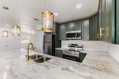 6254 Spinnaker Blvd, ENGLEWOOD, FL, 34224-8240 | Card Image