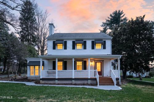 2111 Lee Hwy, Bristol, VA, 24201-1627 | Card Image