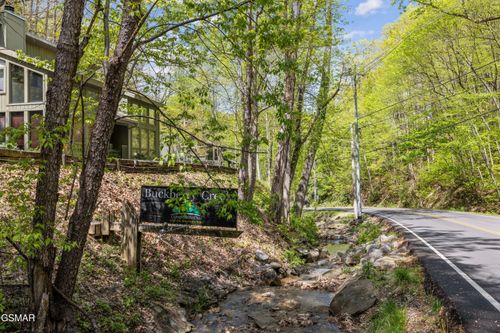 c1-1228 Ski Mountain Rd, Gatlinburg, TN, 37738-3858 | Card Image