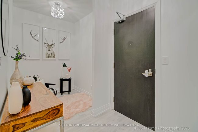 2210 - 3700 Highway 7, Condo with 2 bedrooms, 1 bathrooms and 1 parking in Vaughan ON | Image 10