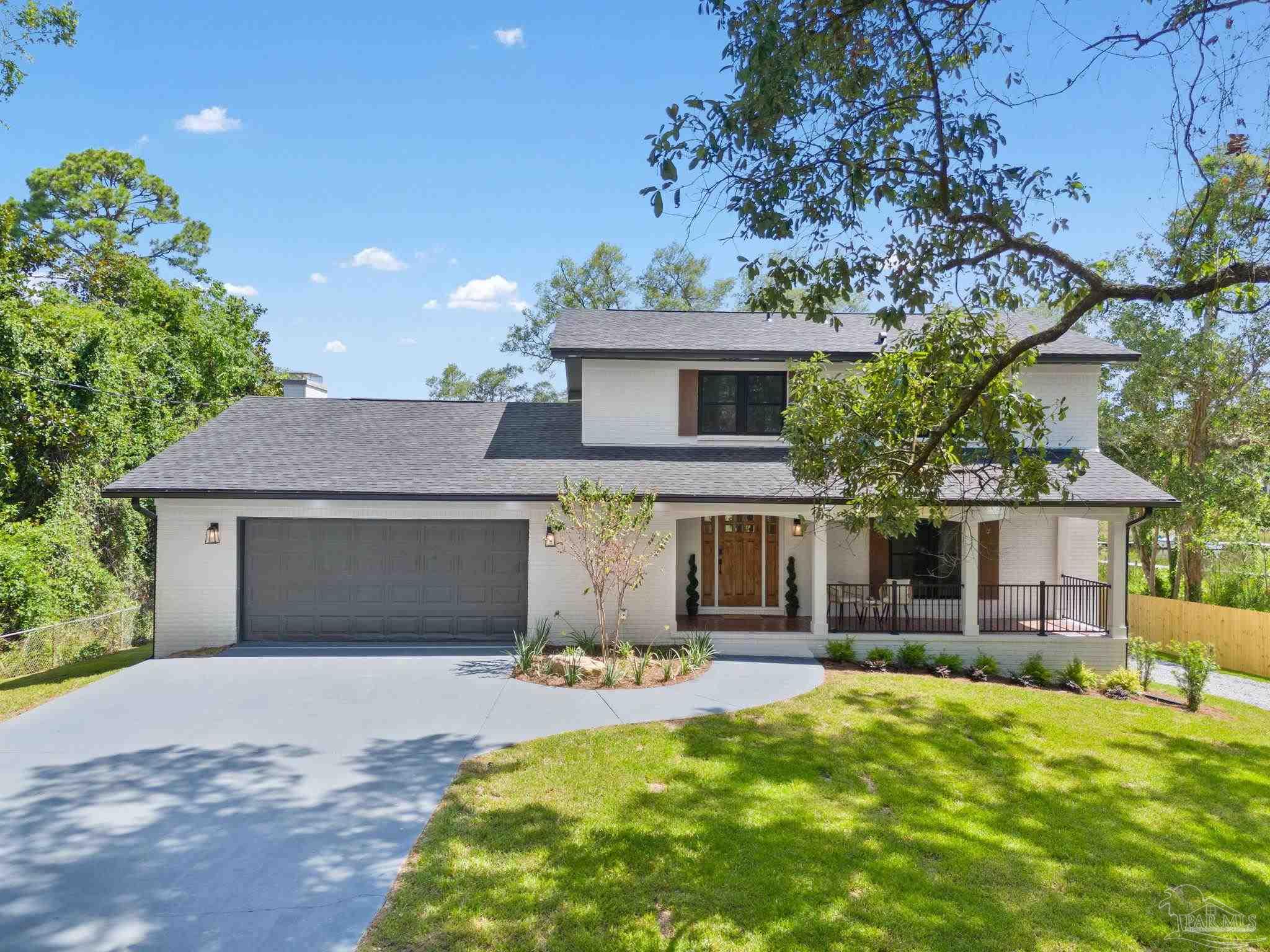 Holmes Dr, Pensacola, FL 32507