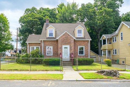 51 David St, Springfield, MA, 01104-1003 | Card Image