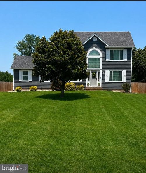 2 Seay Ct, FREDERICKSBURG, VA, 22405-1741 | Card Image