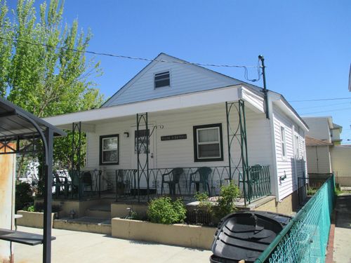 b-119 E Cresse Ave, Wildwood, NJ, 08260-4413 | Card Image
