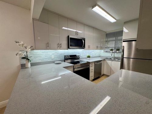 apt-915-1256 S Military Trl, Deerfield Beach, FL, 33442-7664 | Card Image