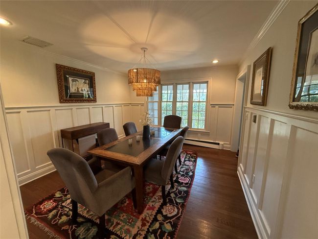 Formal Dining Room | Image 10