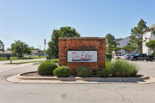6133-2200 Classen Boulevard, Norman, OK, 73071 | Card Image