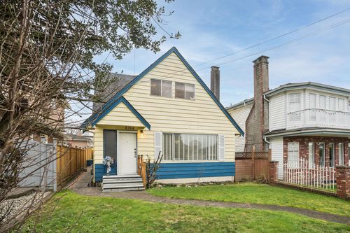 8264 14th Avenue, Burnaby, BC, V3N2B9 | Card Image