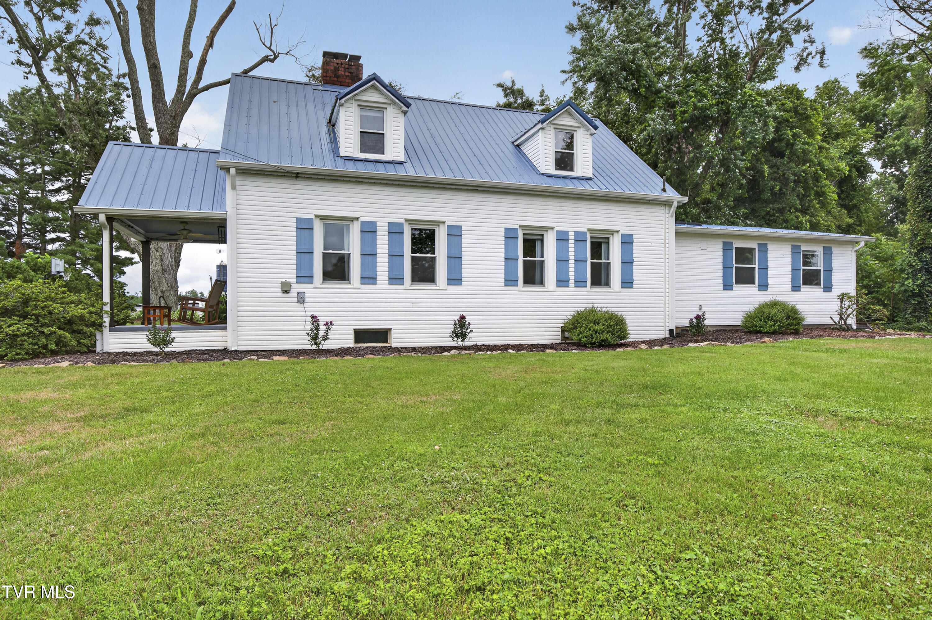 Residential in Glade Spring 3