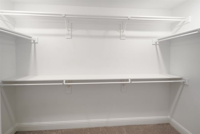 Lots of Storage | Image 24