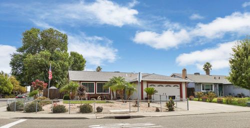 1900 Alegre Dr, Tracy, CA, 95376-2229 | Card Image