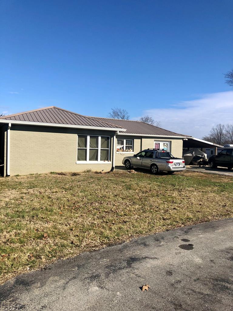 Broad St, Cookeville, TN 38501