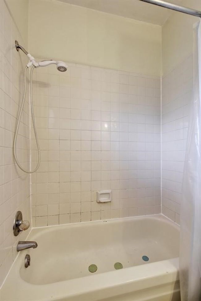 APT-220 - 3316 Guadalupe St, Condo with 1 bedrooms, 1 bathrooms and null parking in Austin TX | Image 28