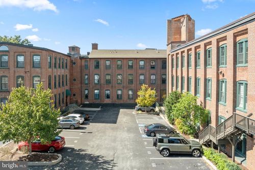 ste-122-200 Lincoln Ave, PHOENIXVILLE, PA, 19460-3500 | Card Image