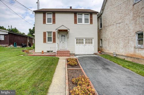 343 W Queen Street, CHAMBERSBURG, PA, 17201 | Card Image
